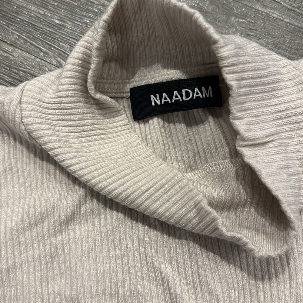 NAADAM Ribbed Turleneck - Picture 2 of 3
